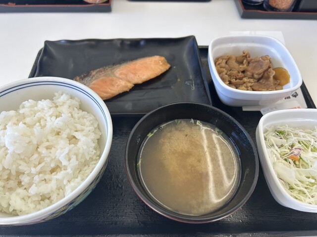 Yoshinoya Settsu Beppu Ten
