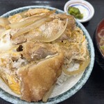 横浜港湾飲食企業組合大棧橋食堂 - カツ丼に生まれ変わった！