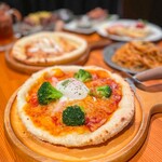 肉バルで黒毛和牛食べ放題トリコミート - 