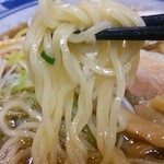 紺のれん - 麺アップ