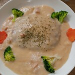 カフェ小豆 - クリームシチューハンバーグ