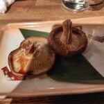 地酒と道産食材 一笑 - しいたけ焼き
