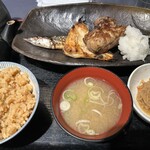 一夜干しと海鮮丼 できたて屋 - 