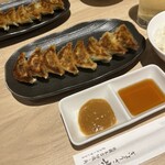 ぎょうざ 歩兵 祇園本店 - 