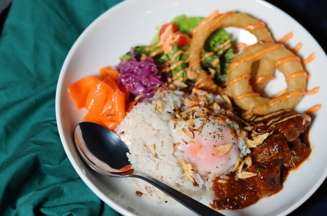 1Place cafe Konan photo