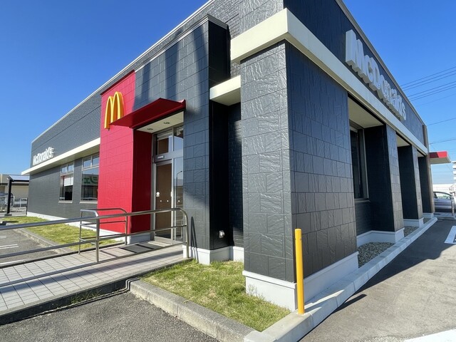 マクドナルド １１２鶴岡店 - 鶴岡（ハンバーガー）の写真