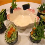 Natural Food Dining LOHAS - 生ナッツの巻き寿司セット
