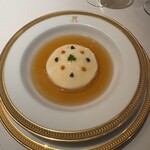 326201651 - スペシャリテの１つ雲丹とキャビア 野菜のクリームムース コンソメゼリー寄せ