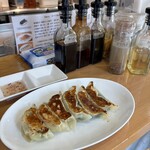 MIKIYA GYOZA STAND - 大葉餃子　&   チーズ餃子