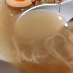 麺家 たけ田 - スープの感じ