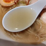 麺家 たけ田 - スープの感じ