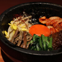 石焼きビビンバ