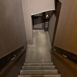 バー・バーンズ - 階段