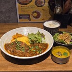 SPICY CURRY 魯珈 - 