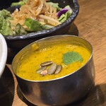 SPICY CURRY 魯珈 - 