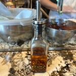 pizza marumo - 辛いオイル