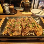 ハンバーグ・ステーキ&J - 