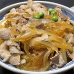 東京庵 - 『肉丼(漬物・みそ汁付)』の肉丼