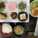 あ･ら･伊達な道の駅 - 小鉢もあって、彩りも豊か！