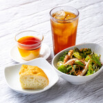 下川六〇酵素卵と北海道小麦の生パスタ 麦と卵 - むぎたまサラダ+北海道小麦のフォカッチャ+むぎたまプリン+選べる飲みもの