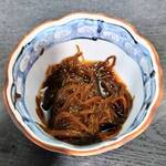 味処 まるたか - 小鉢（モズク酢）