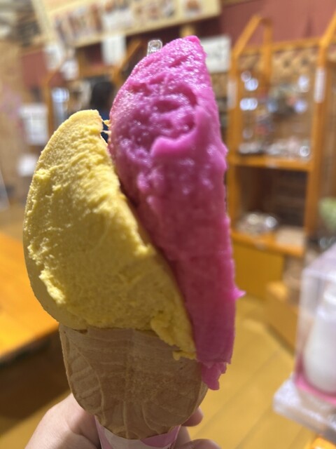 レークヒル・ファーム 道の駅あぷた店（Lale Hill Farm） - 有珠（ジェラート・アイスクリーム）