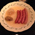 バー ノーブル - 手作りソーセージ４種盛り合わせ
      (紫蘇、大蒜、チョリソー、プレーン)