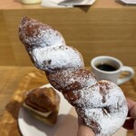 フードスケープ ベーカリー パンとスープ - プレーンツイストドーナッツ