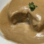 赤白 - 大根ポルチーニ茸のクリームソース