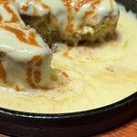 赤白 - プティサヴオア(チーズのお好み焼き）