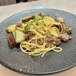 IDOL - 期間限定の自家製サルシッチャとさつまいものアーリオオーリオスパゲッティ