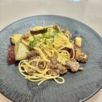 IDOL - 期間限定の自家製サルシッチャとさつまいものアーリオオーリオスパゲッティ