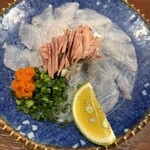 博多 竜の字 本店 - カワハギ刺