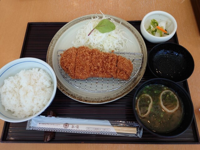 Tonkatsu Maisen Rumineogikuborestoran