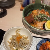 牛刺しと焼肉 仔虎 クリスロード店 - 