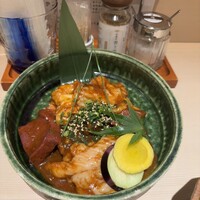 牛刺しと焼肉 仔虎 クリスロード店 - 