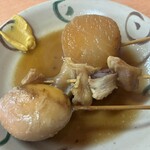 つばめ - 「おでん」（大根、卵、牛すぢ、150圓×3）。