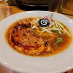 METRO RAMEN - 鴨出汁×豚チャーシュー