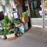 朝日製菓 - 店外 出入口