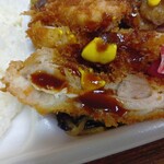 朝日製菓 - チキンカツの断面