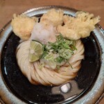 麺散 - かしわ天ぶっかけうどん（冷）