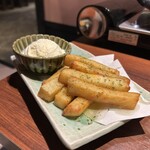 炉端とホルモンと串焼きとおでん とっとっと - 