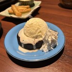 炉端とホルモンと串焼きとおでん とっとっと - 