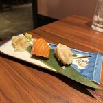 炉端とホルモンと串焼きとおでん とっとっと - 