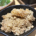釜飯と野菜巻き 釜よし - 鶏ごぼう釜めし