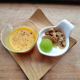 カフェ+スタジオ フラット_1