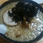 Daifuku - 手打ちラーメン大盛り(750円+100円)
                      