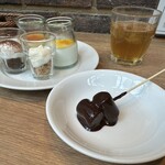 SALVATORE CUOMO & BAR - 