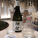 和食 むさし野 - 獺祭 純米大吟醸 磨き 三割九分
→ 魚の質感に寄り添う柔らかい甘みとキレ