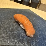 鮨 いわ貴 - 秋鮭